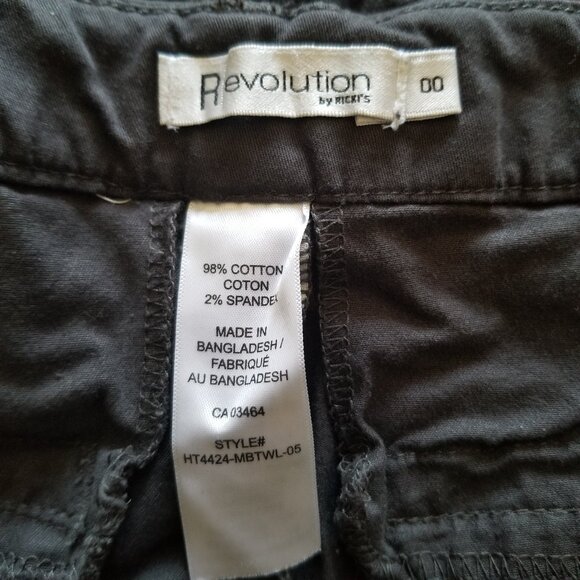 Revolution Ricki's chino shorts - Picture 3 of 4